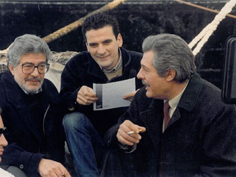 Ettore Scola ( gauche) avec Marcelo Mastroiani ( droite), interview paru sur le site italien Left
