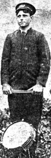 Papa Jack Laine en 1906 (domaine public)