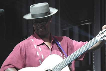 Eric Bibb © Michel et Lisiane Laplace