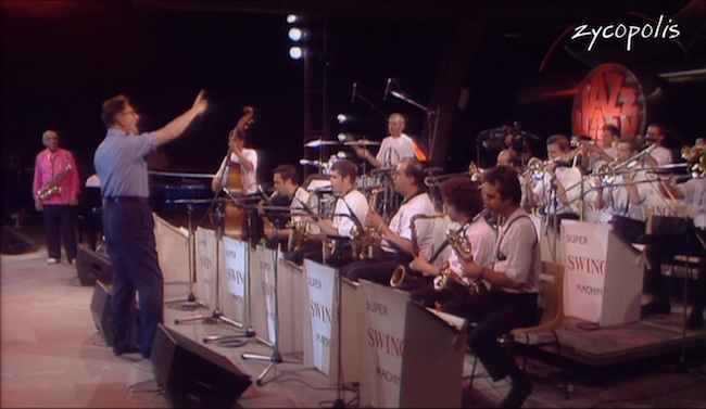 G&eacute;rard Badini Super Swing Machine avec Benny Carter en 1994 � Antibes-Juan les Pins, image extraite de YouTube