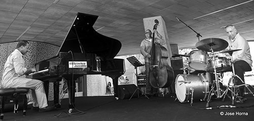 Eric Reed, Darryl Hall, Mario Gonzi, Jazzaldia San Sebastian 2014 © Jose Horna