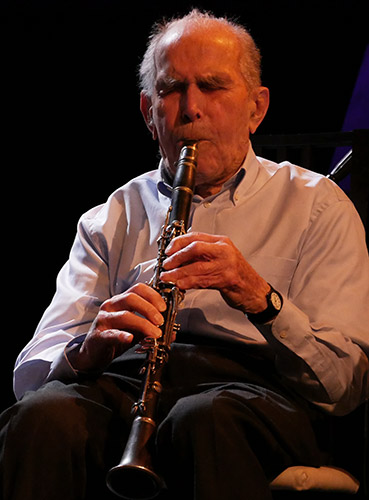 Claude Abadie, Jazz à Vian, Ville-d'Avray, 19 janvier 2020 © Jérôme Partage Claude Abadie, Jazz à Vian, Ville-d'Avray, 19 janvier 2020 © Jérôme Partage