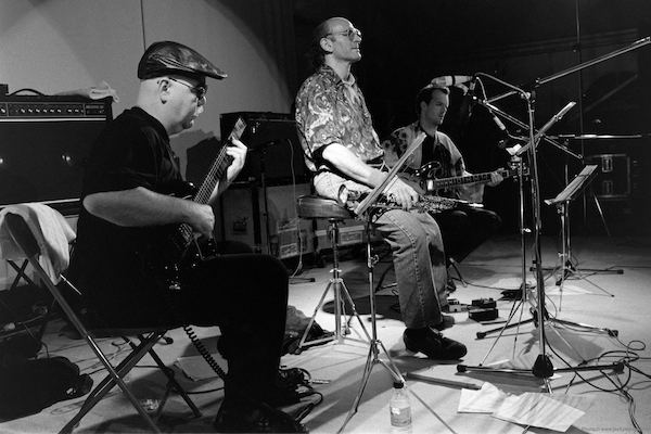 Mick Goodrick (g), Dave Liebman (ss), Wolfgang Muthspiel (g), Oupeye, Belgique, septembre 1993 © Jacky Lepage