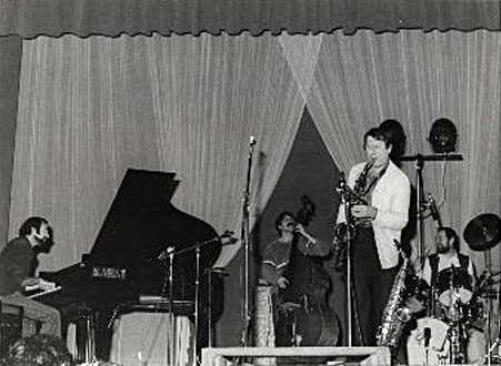 Jean-Luc Vallet (p), Horacio Fumero (b), Pedro Itturalde (ts), Peer Wyboris (dm), Burgos 1982 © photo X, Coll. Patrick Dalmace by courtesy of Pedro Itturalde