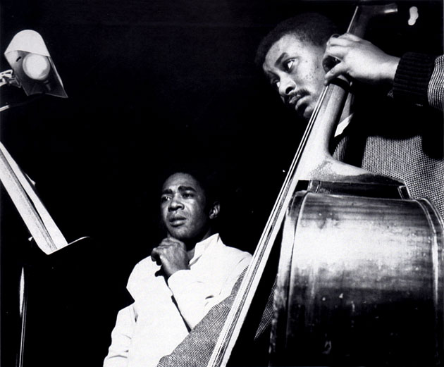 Freddie Redd et Paul Chambers, janvier 1961, session d'enregistrement, by Francis Wolff © Mosaic Images LLC