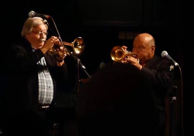 Alain Bouchet et Warren Vach&eacute;, Norwich Jazz Club, Angleterre, 7 mai 2012, image extraite de YouTube