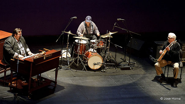 Joey DeFrancesco (org), Jimmy Cobb (dm), Larry Coryell (g), Jazzaldia san Sebastin 2012 © Jose Horna