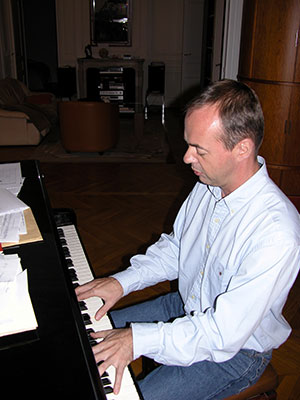 Louis Mazetier at Home, 2004 © Félix Sportis