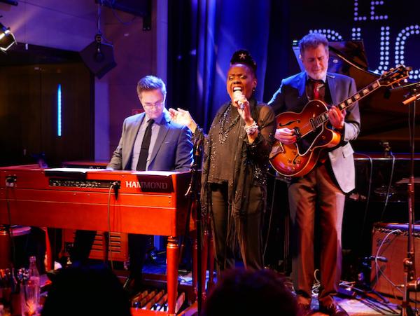 Ben Paterson (org), Catherine Russell (voc), Matt Munisteri (g), Duc des Lombards, 26 avril 2025 &copy; J&eacute;r�me Partage