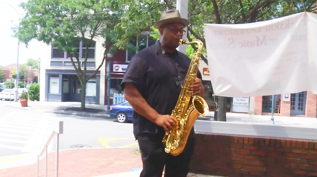 Ray Blue  Peekskill, été 2019, image extraite de YouTube