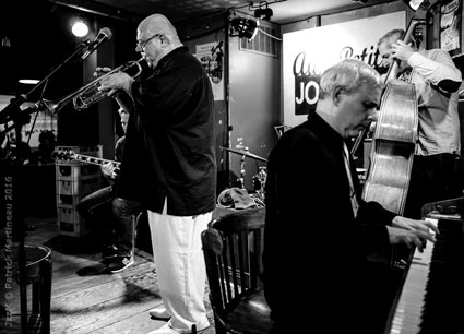 JL Longnon (tp), Laurent Epstein (p), Rémy Chaudagne (b), 16 octobre 2016 © Patrick Martineau