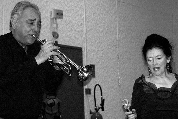 Alain Martien et Carol Leigh, Souillac, 3 avril 2010 © Lisiane Laplace Alain Martien et Carol Leigh, Souillac, 3 avril 2010 © Lisiane Laplace