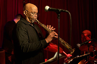 Joe Ford (ss) et Billy William (dm) avec Heavy Blue Band de Larry Willis, Smoke Jazz Club, New York, 2018 © Mathieu Perez