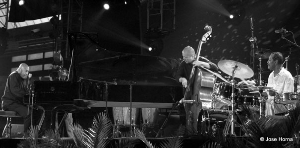 Kenny Barron, Kiyoshi Kitagawa, Victor Lewis, Festival de Jazz de Vitoria 2006 © Jose Horna