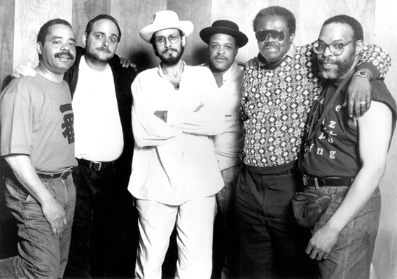 The Fort Apache Band: Steve Berrios, Andy Gonzalez, Jerry Gonzalez, John Stubblefield, Larry Willis, Joe Ford, 1994 © David Tan by Courtesy of Milestone et Todd Barkan/Keystone Korner Int'l Management