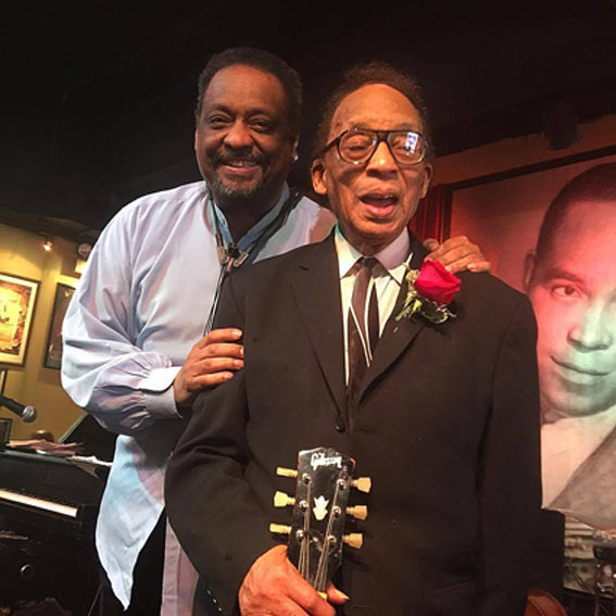 Chico et George Freeman, at the Jazz showcase, Chicago, 29 aot 2019 © photo X, Collection Famille Freeman by courtesy of Chico Freeman
