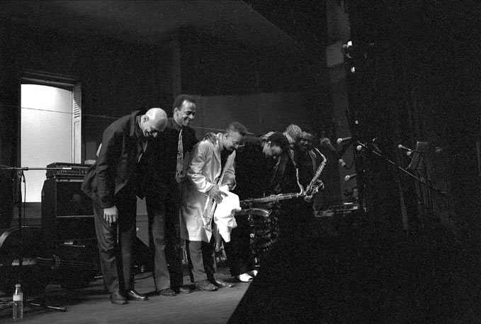 Les leaders: Kirk Lightsey, Cecil McBee, Lester Bowie, Chico Freeman, Famoudou Don Moye, Marseille, 1998 - La connexion entre Detroit et l'AACM de Chicago © Ellen Bertet