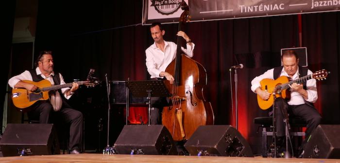 Fabien Chandevau (g), Nicolas Sélingant (b) et Raphaël Faÿs (g), Jazz'N Boogie, Tinténiac, 12 juin 2026 © Jérôme Partage Fabien Chandevau (g), Nicolas Sélingant (b) et Raphaël Faÿs (g), Jazz'N Boogie, Tinténiac, 12 juin 2026 © Jérôme Partage