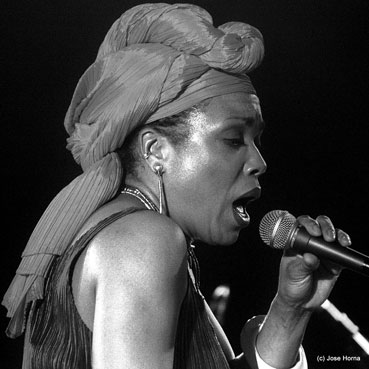 Dee Dee Bridgewater, Ferstival de Jazz de Vitoria-Gasteiz 1998 © Jose Horna